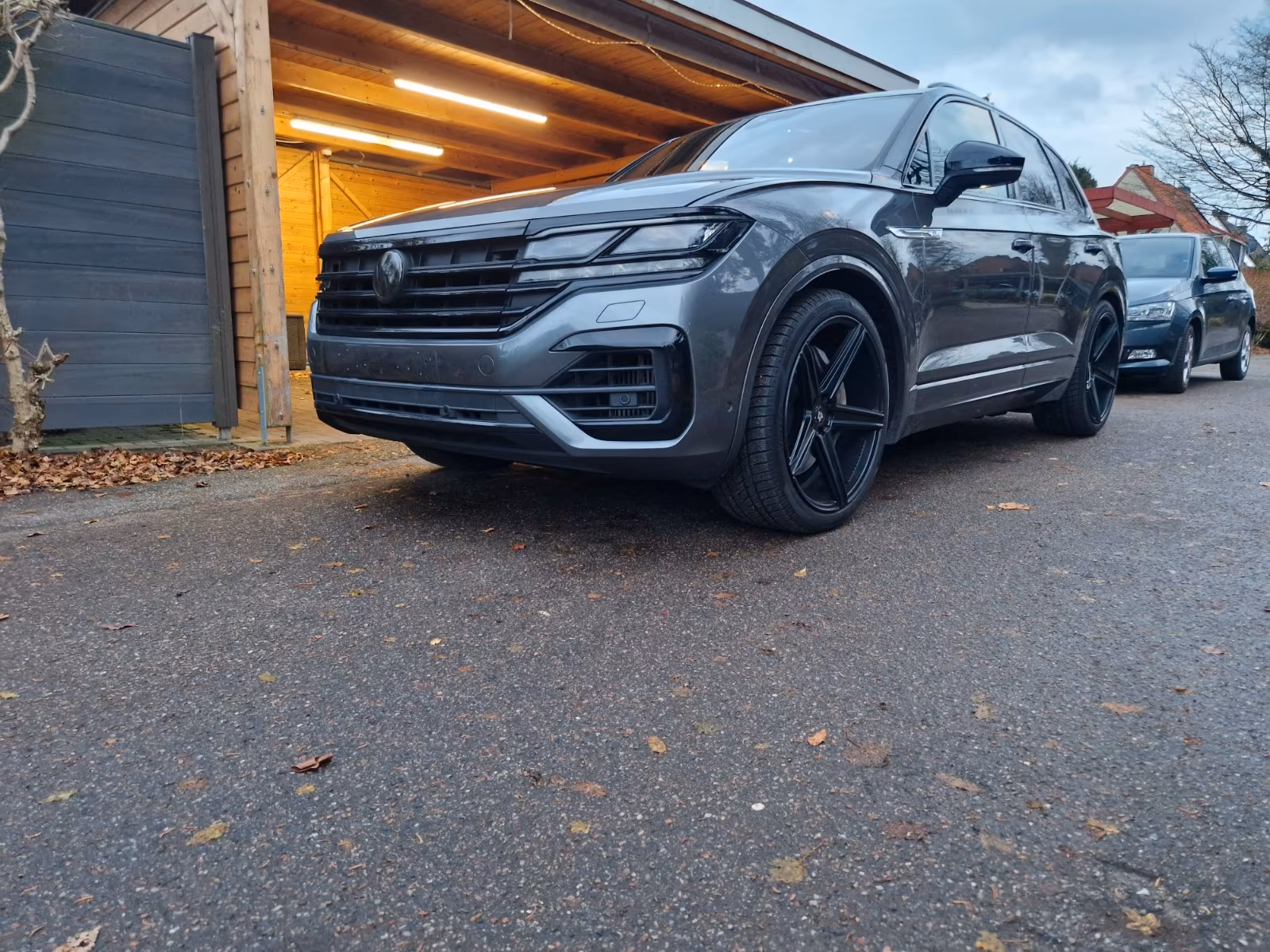 VW Touareg 4.0 TDI R-Line